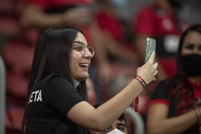 開始他的執 開始他的執